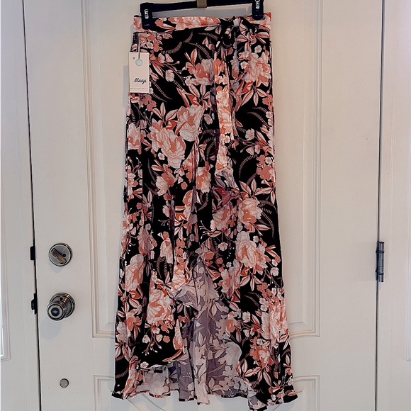NEW Maaji 2-in-1 floral wrap skirt / beach cover up dress - Picture 5 of 6
